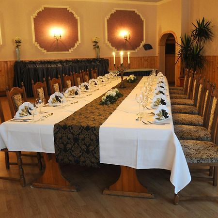 Thueringer Landhotel Edelhof Uhlstädt Exteriör bild
