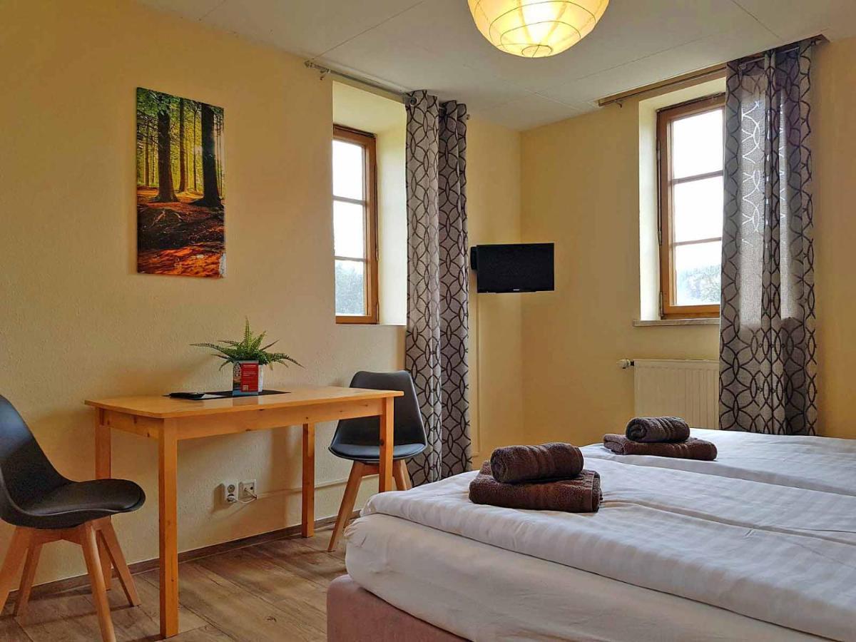 Thueringer Landhotel Edelhof Uhlstädt Exteriör bild