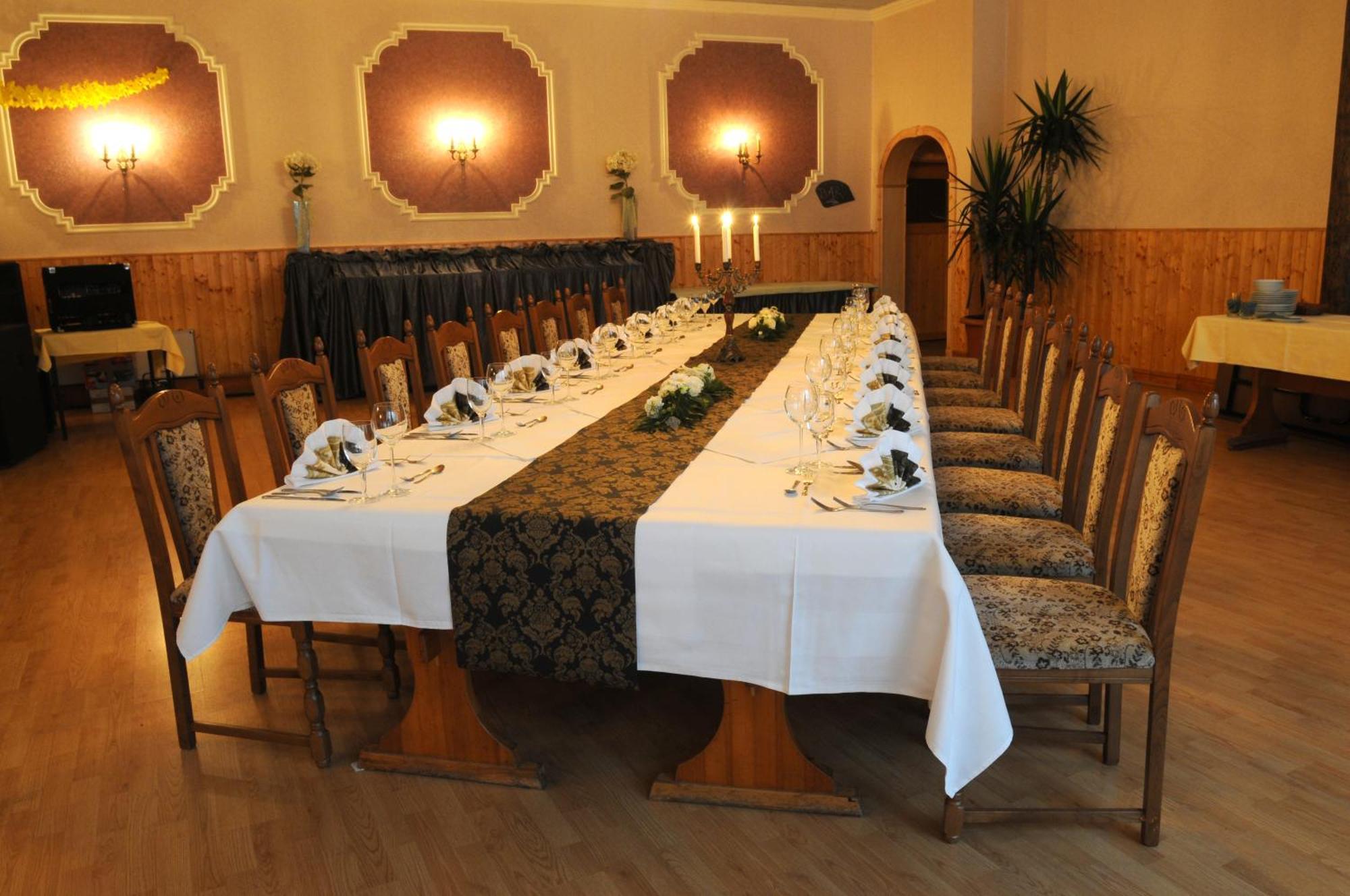 Thueringer Landhotel Edelhof Uhlstädt Exteriör bild