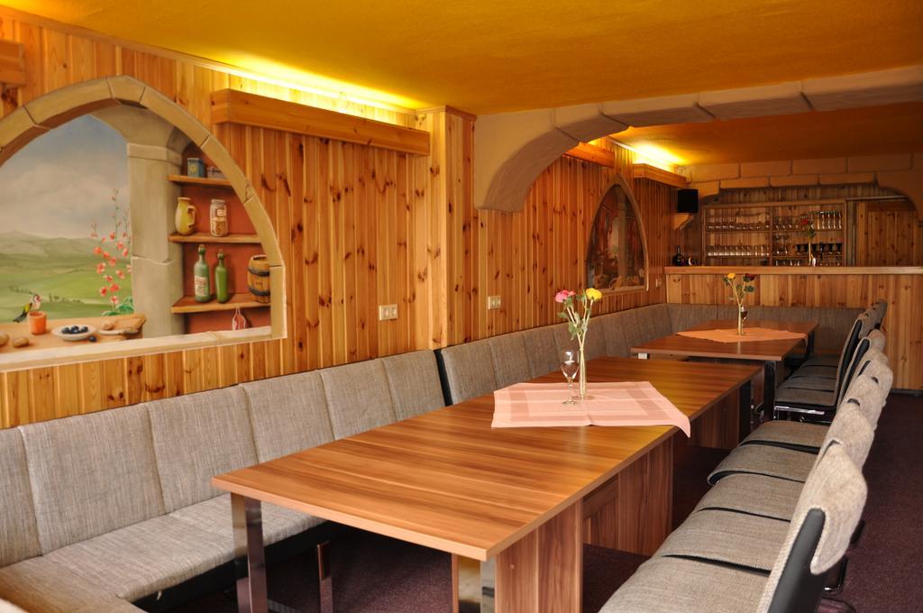 Thueringer Landhotel Edelhof Uhlstädt Exteriör bild