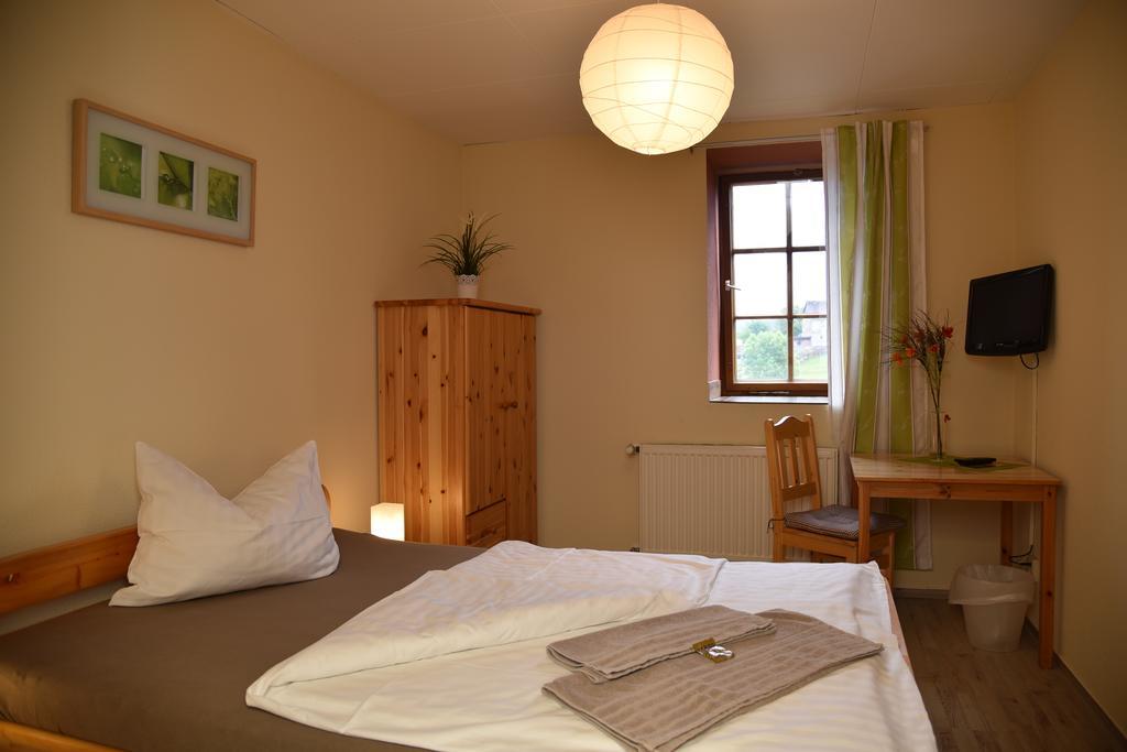 Thueringer Landhotel Edelhof Uhlstädt Exteriör bild